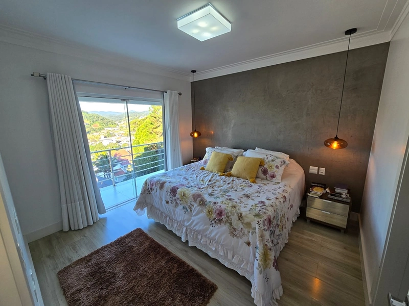 Belíssima Casa com Vista Panorâmica no Bairro Dom Joaquim – Brusque | 400m² | Piscina | 4 Vagas: 22ª foto da galeria de imagens do imóvel