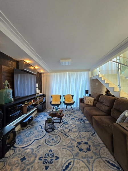 Belíssima Casa com Vista Panorâmica no Bairro Dom Joaquim – Brusque | 400m² | Piscina | 4 Vagas: 17ª foto da galeria de imagens do imóvel