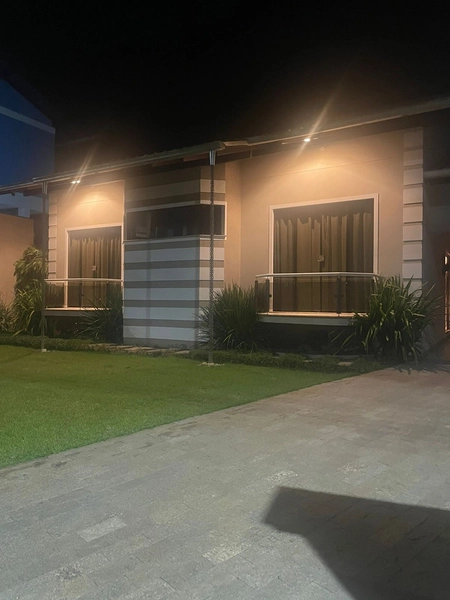 🏡 Casa disponível para aluguel ou venda no Centro de Gaspar!: 1ª foto da galeria de imagens do imóvel