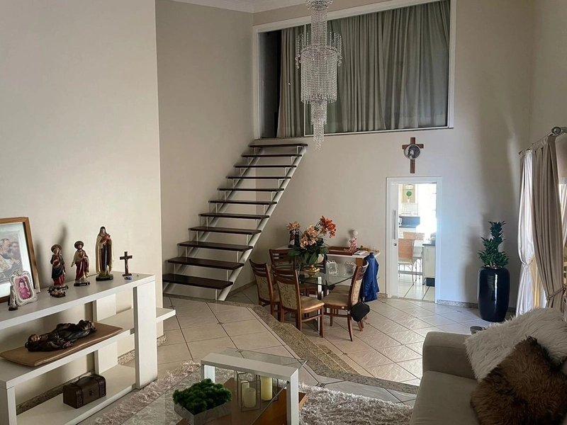 🏡 Casa disponível para aluguel ou venda no Centro de Gaspar!: 3ª foto da galeria de imagens do imóvel