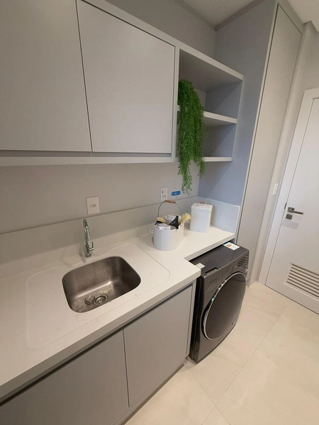 Apartamento no Tesla Residencial, Balneário Camboriú. 4 dormitórios, 2 suítes + 2 demi, 3 vagas, churrasqueira. Mobiliado, decorado e equipado.: 28ª foto da galeria de imagens do imóvel