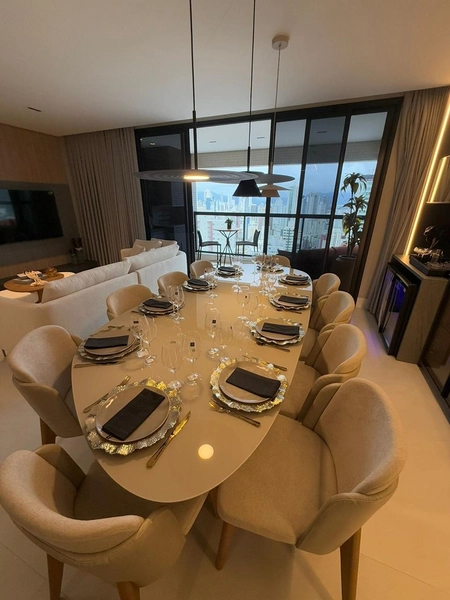Apartamento no Tesla Residencial, Balneário Camboriú. 4 dormitórios, 2 suítes + 2 demi, 3 vagas, churrasqueira. Mobiliado, decorado e equipado.: 31ª foto da galeria de imagens do imóvel