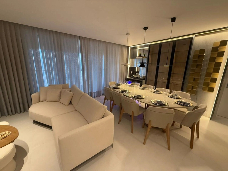 Apartamento no Tesla Residencial, Balneário Camboriú. 4 dormitórios, 2 suítes + 2 demi, 3 vagas, churrasqueira. Mobiliado, decorado e equipado.: 24ª foto da galeria de imagens do imóvel