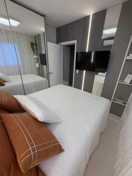 Apartamento no Tesla Residencial, Balneário Camboriú. 4 dormitórios, 2 suítes + 2 demi, 3 vagas, churrasqueira. Mobiliado, decorado e equipado.: 10ª foto da galeria de imagens do imóvel
