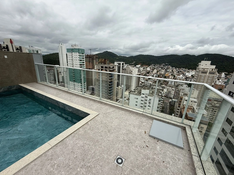 COBERTURA DUPLEX MOBILIADA, DECORADA E EQUIPADA – EXCLUSIVIDADE, LUXO E VISTA PARA O MAR: 11ª foto da galeria de imagens do imóvel
