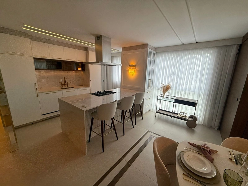 COBERTURA DUPLEX MOBILIADA, DECORADA E EQUIPADA – EXCLUSIVIDADE, LUXO E VISTA PARA O MAR: 24ª foto da galeria de imagens do imóvel