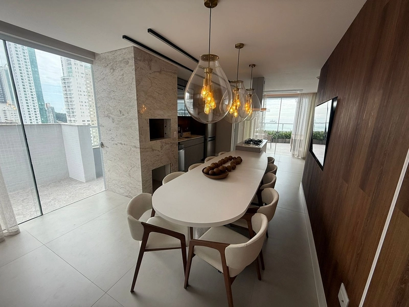 COBERTURA DUPLEX MOBILIADA, DECORADA E EQUIPADA – EXCLUSIVIDADE, LUXO E VISTA PARA O MAR: 12ª foto da galeria de imagens do imóvel