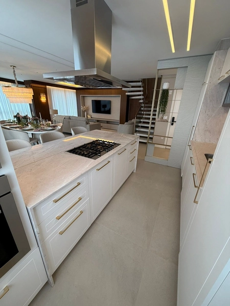 COBERTURA DUPLEX MOBILIADA, DECORADA E EQUIPADA – EXCLUSIVIDADE, LUXO E VISTA PARA O MAR: 36ª foto da galeria de imagens do imóvel