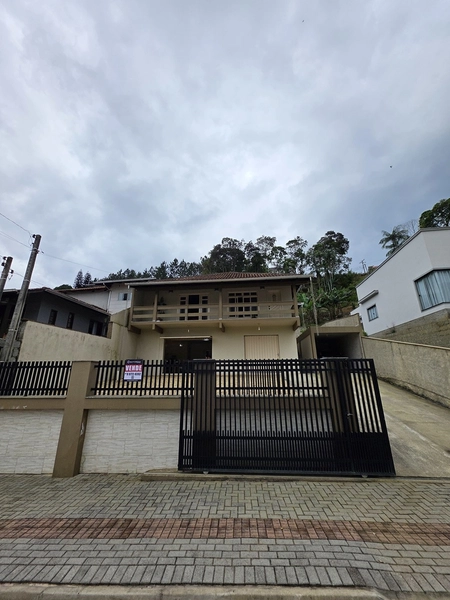 Casa à Venda em Brusque – Aguas Claras: 1ª foto da galeria de imagens do imóvel