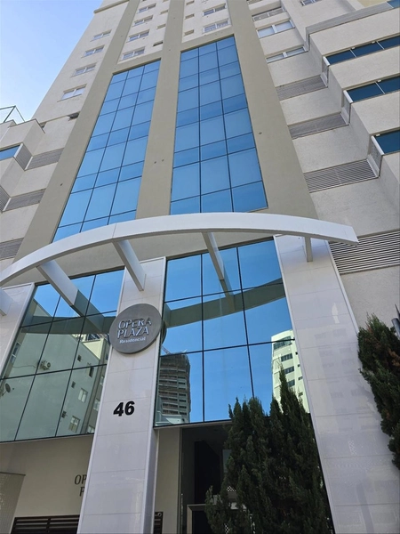 Cobertura Duplex no Edifício Opera Plaza em Balneário Camboriú – 3 Suítes, 3 Vagas, Vista Panorâmica e Lazer Completo: 7ª foto da galeria de imagens do imóvel