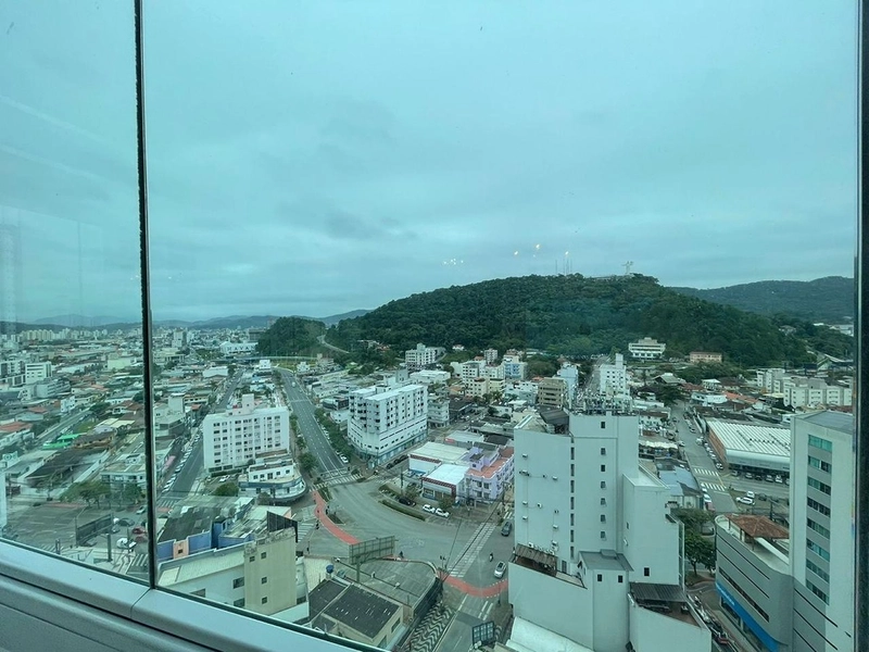 Cobertura Duplex no Edifício Opera Plaza em Balneário Camboriú – 3 Suítes, 3 Vagas, Vista Panorâmica e Lazer Completo: 14ª foto da galeria de imagens do imóvel