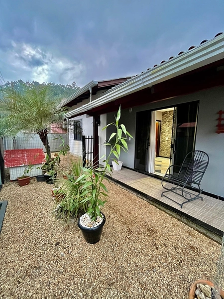Oportunidade Única no Dom Joaquim – Casa Semi Mobiliada com Terreno Amplo: 19ª foto da galeria de imagens do imóvel