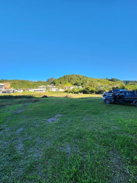 Terreno com Aproximadamente 4.000 m² à Venda em Gaspar – Duas Escrituras e Acesso por Duas Entradas! Excelente oportunidade para quem busca amplo terreno com versatilidade e localização estratégica!: 3ª foto da galeria de imagens do imóvel