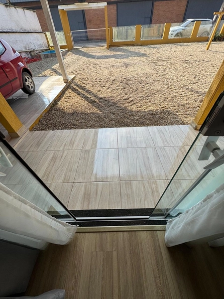 Casa à Venda em Guabiruba Centro com 3 Quartos e Piscina – 360m² de Terreno: 5ª foto da galeria de imagens do imóvel