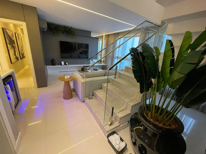 Cobertura Duplex Mobiliada - Balneário Camboriú : 1ª foto da galeria de imagens do imóvel