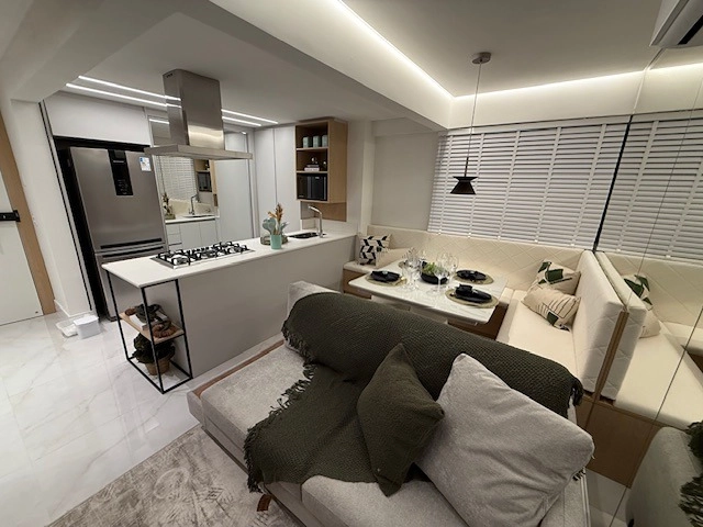 Apartamento em Edifício Frente Mar no Edifício Imperatriz – Balneário Camboriú: 4ª foto da galeria de imagens do imóvel