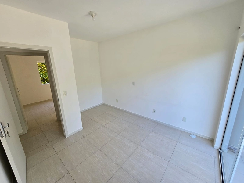 Sobrado Geminado à Venda Bairro Azambuja | 78m² | Mobiliado | R$ 299.000: 18ª foto da galeria de imagens do imóvel