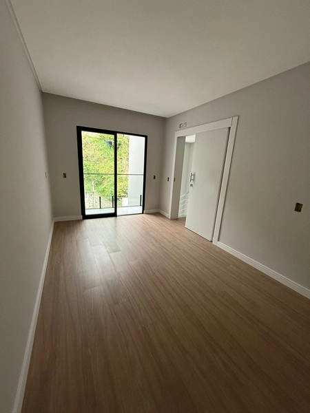 Casa à Venda em Brusque – 157 m² com Acabamento Premium: 10ª foto da galeria de imagens do imóvel