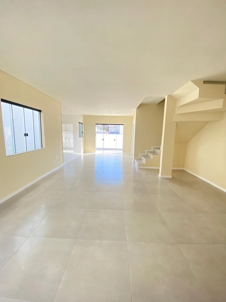 🏡 Casa à Venda – Rua dos Schimaia, Guabiruba: 6ª foto da galeria de imagens do imóvel