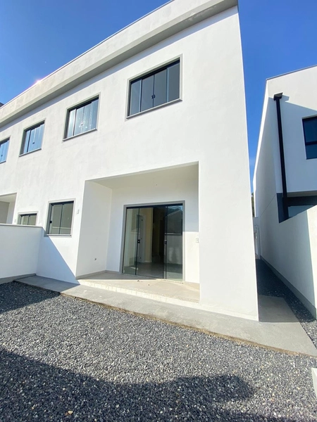 🏡 Casa à Venda – Rua dos Schimaia, Guabiruba: 18ª foto da galeria de imagens do imóvel
