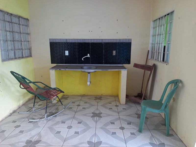 Vende-se imóvel com dois apartamentos em Alter do Chão: 16ª foto da galeria de imagens do imóvel