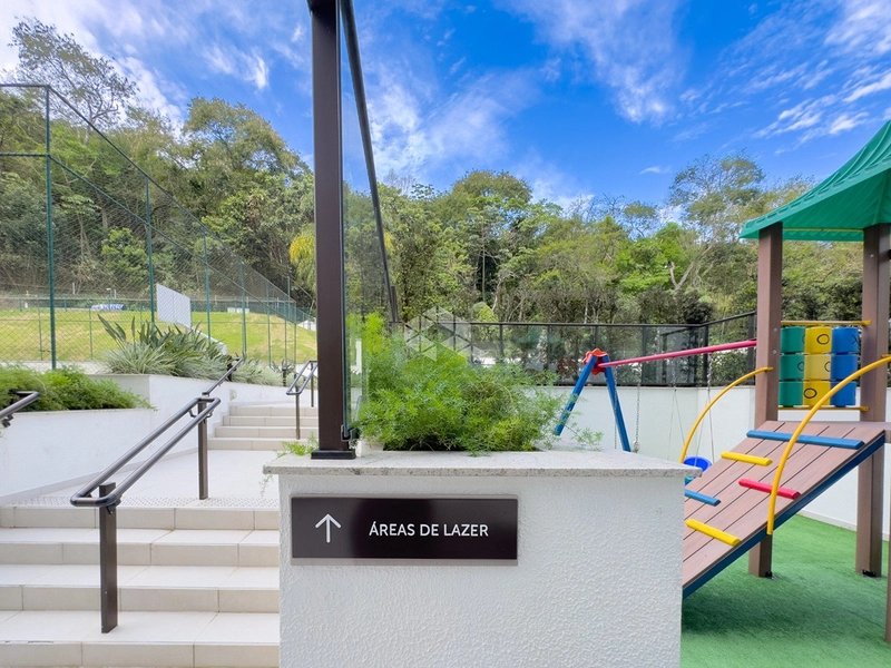 Apartamento de 2 quartos 2 garagens e hobby box a venda no Itacorubi: 2ª foto da galeria de imagens do imóvel