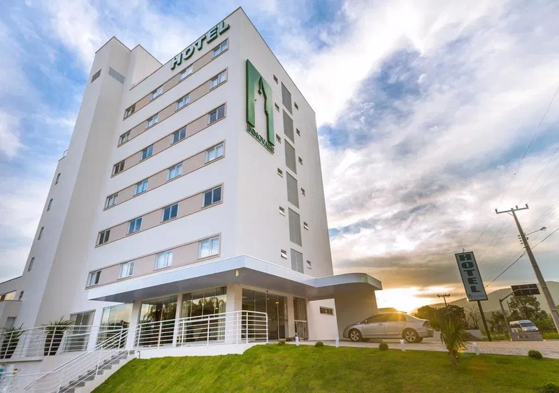 Innovare Slim Hotel