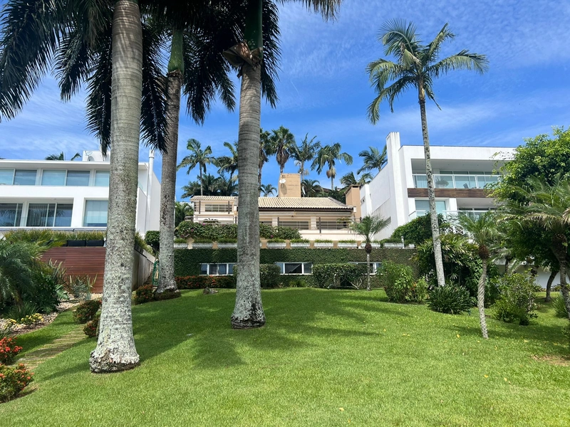 Casa - Condomínio Iate Clube Itapema