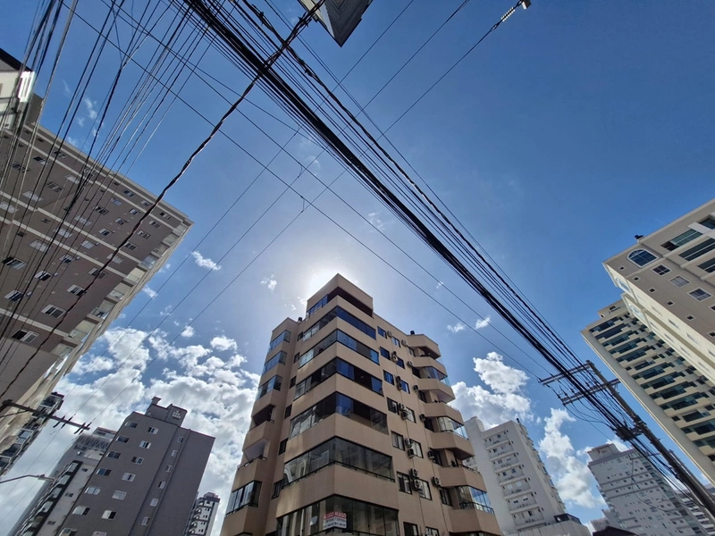 Apartamento para Aluguel – Meia Praia: 22ª foto da galeria de imagens do imóvel