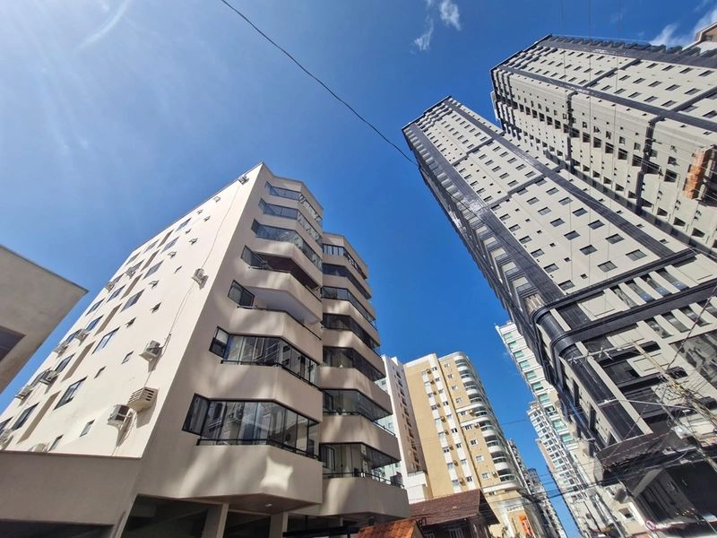 Apartamento para Aluguel – Meia Praia: 23ª foto da galeria de imagens do imóvel