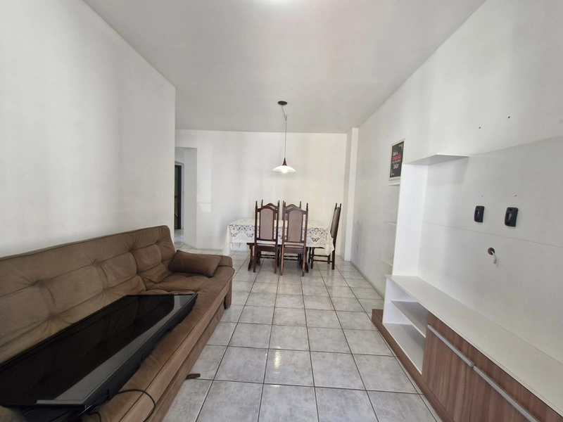 Apartamento para Aluguel – Meia Praia: 1ª foto da galeria de imagens do imóvel