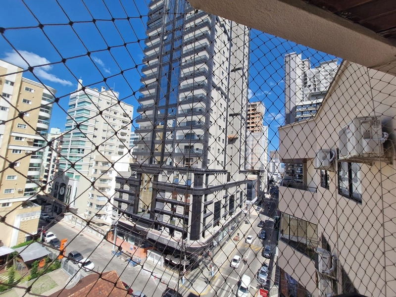 Apartamento para Aluguel – Meia Praia: 16ª foto da galeria de imagens do imóvel