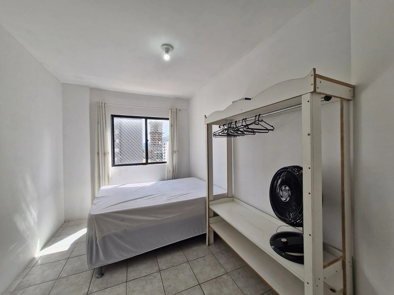 Apartamento para Aluguel – Meia Praia: 13ª foto da galeria de imagens do imóvel
