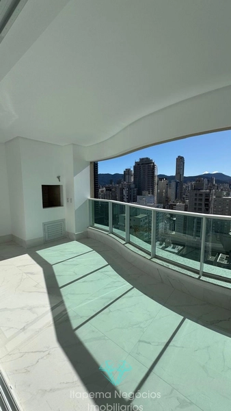 Apartamento 4 suítes 3 vagas Itapema - Meia Praia SC: 3ª foto da galeria de imagens do imóvel