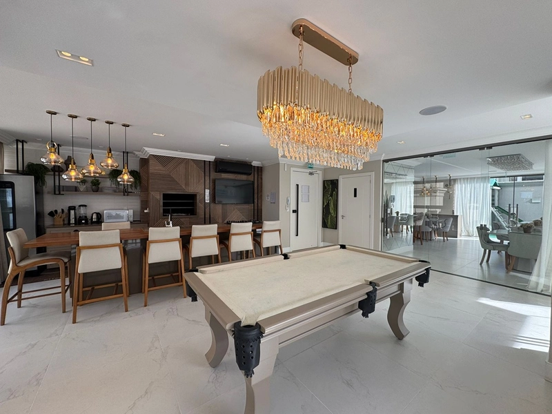 Apartamento mobiliado finissimo acabamento localizado proximo ao píer quadra mar no bairro Meia Praia Itapema SC.: 12ª foto da galeria de imagens do imóvel