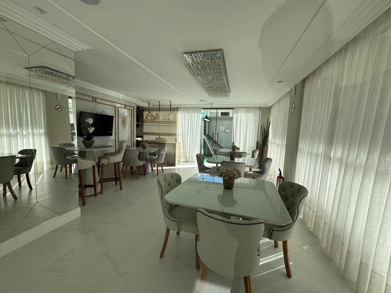 Apartamento mobiliado finissimo acabamento localizado proximo ao píer quadra mar no bairro Meia Praia Itapema SC.: 14ª foto da galeria de imagens do imóvel