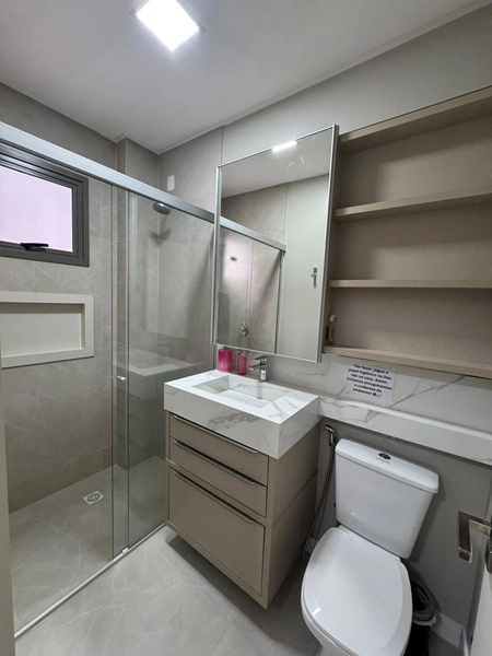 Apartamento mobiliado finissimo acabamento localizado proximo ao píer quadra mar no bairro Meia Praia Itapema SC.: 33ª foto da galeria de imagens do imóvel