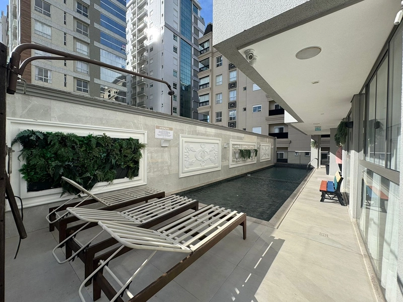 Apartamento mobiliado finissimo acabamento localizado proximo ao píer quadra mar no bairro Meia Praia Itapema SC.: 7ª foto da galeria de imagens do imóvel