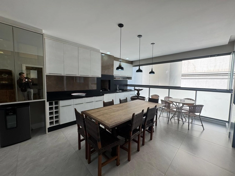 Apartamento mobiliado finissimo acabamento localizado proximo ao píer quadra mar no bairro Meia Praia Itapema SC.: 23ª foto da galeria de imagens do imóvel