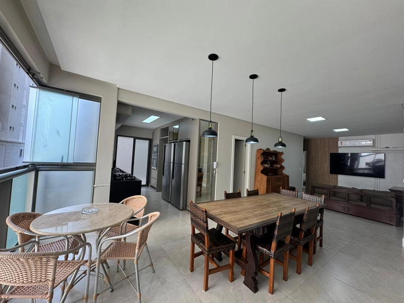 Apartamento mobiliado finissimo acabamento localizado proximo ao píer quadra mar no bairro Meia Praia Itapema SC.: 18ª foto da galeria de imagens do imóvel