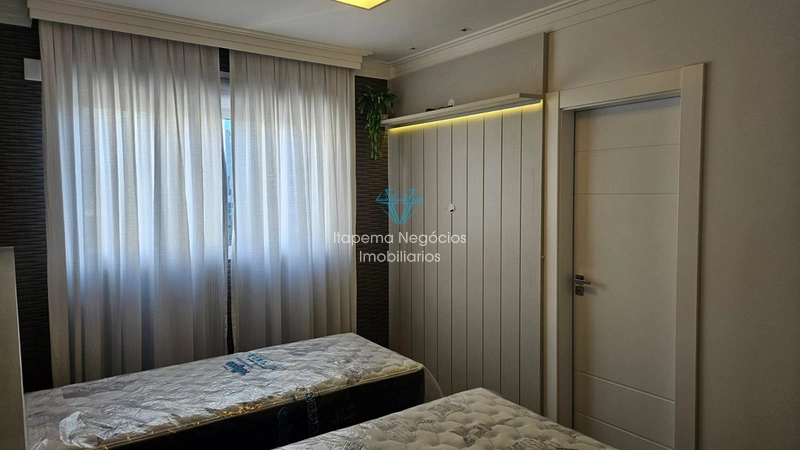 Apartamento à venda em Meia Praia, localizado na segunda quadra: 42ª foto da galeria de imagens do imóvel