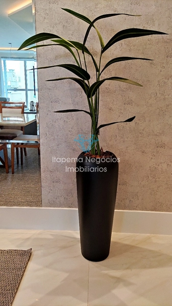 Apartamento à venda em Meia Praia, localizado na segunda quadra: 18ª foto da galeria de imagens do imóvel