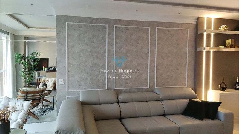 Apartamento à venda em Meia Praia, localizado na segunda quadra: 29ª foto da galeria de imagens do imóvel