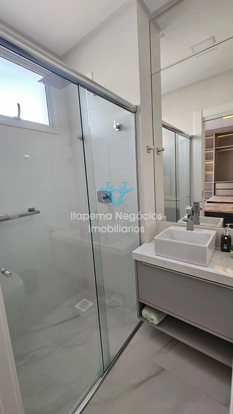 Apartamento à venda em Meia Praia, localizado na segunda quadra: 39ª foto da galeria de imagens do imóvel