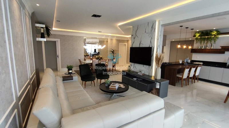 Apartamento à venda em Meia Praia, localizado na segunda quadra: 12ª foto da galeria de imagens do imóvel