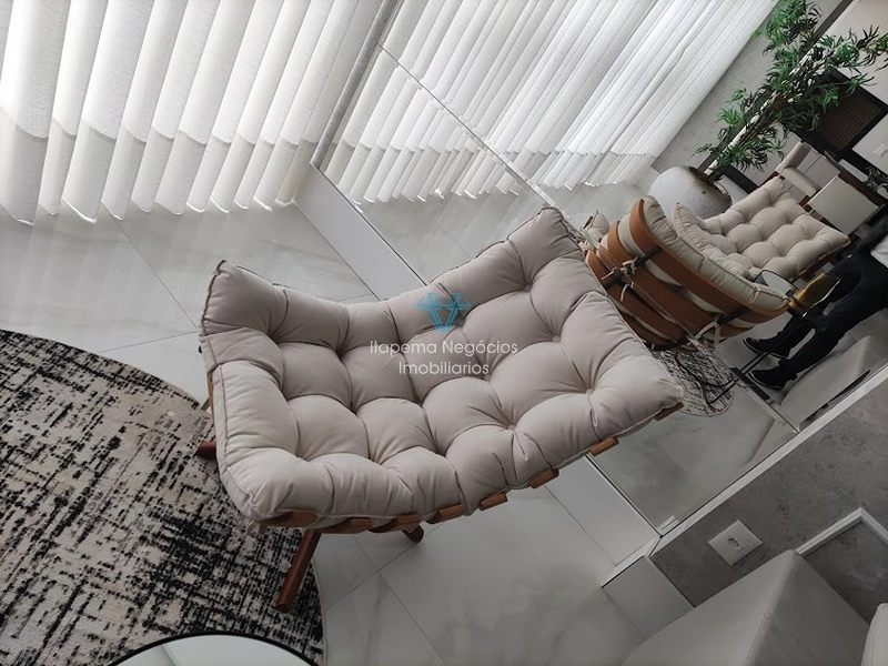 Apartamento à venda em Meia Praia, localizado na segunda quadra: 22ª foto da galeria de imagens do imóvel