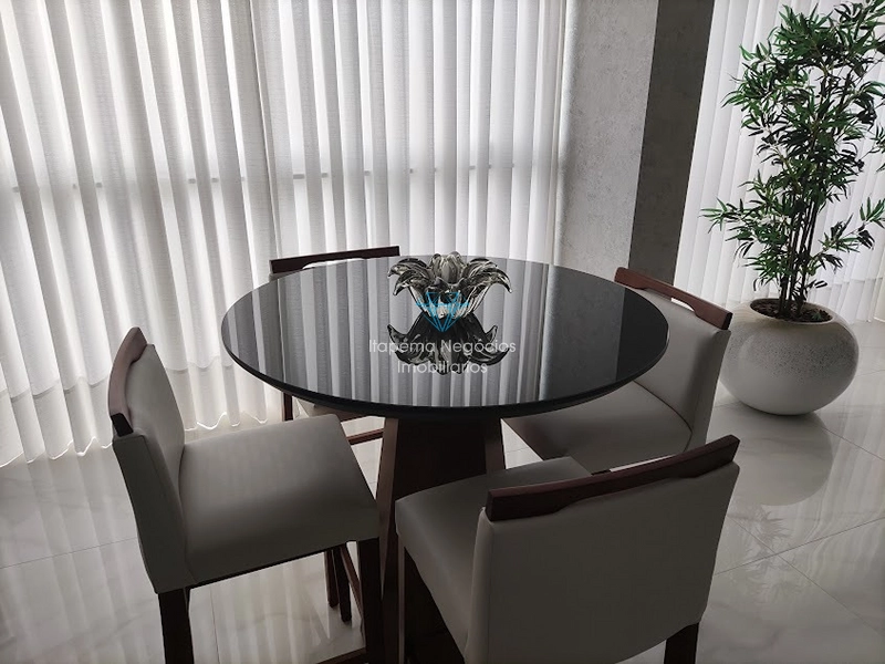 Apartamento à venda em Meia Praia, localizado na segunda quadra: 8ª foto da galeria de imagens do imóvel