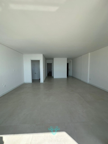 Apartamento com 03 - Dormitórios - 03 Suítes: 3ª foto da galeria de imagens do imóvel