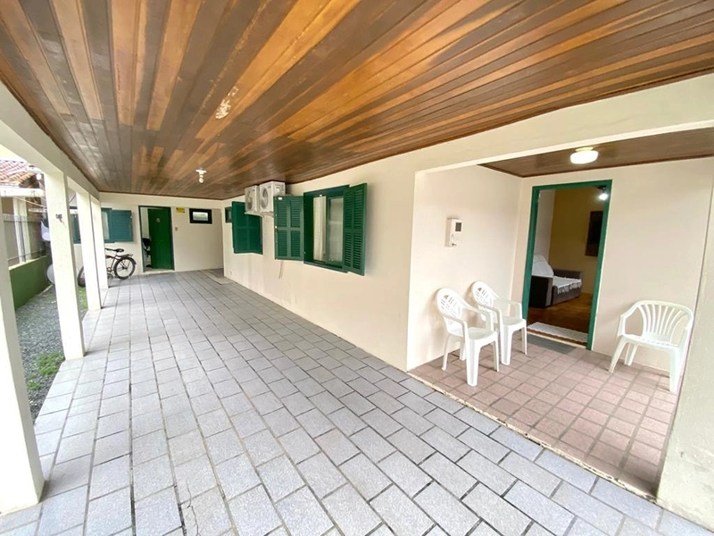 TERRENO COM CASA – MEIA PRAIA / ITAPEMA-SC (3ª QUADRA): 5ª foto da galeria de imagens do imóvel