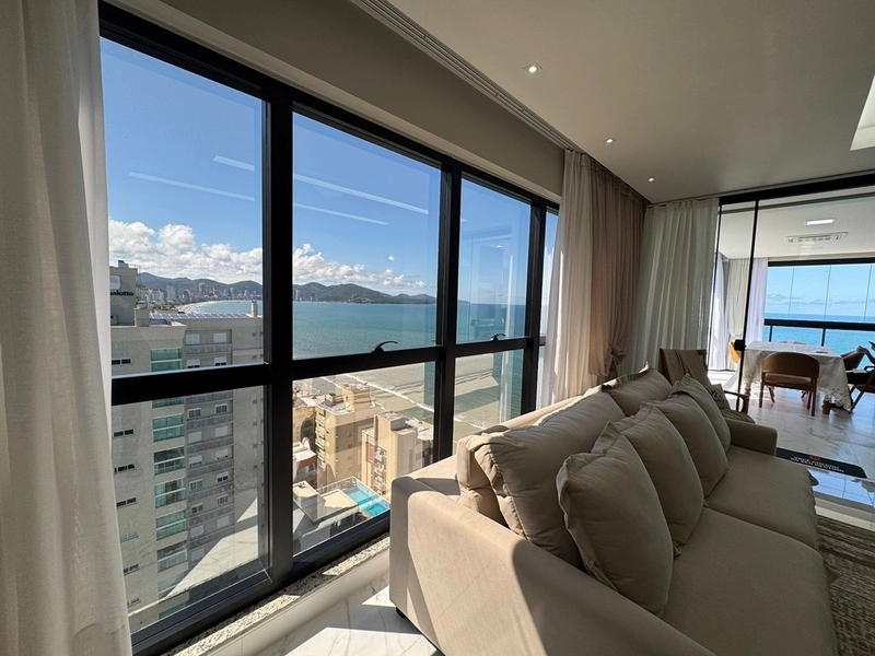 Localizado na quadra do mar - Apartamento 3 suítes, 2 vagas, Itapema.: 14ª foto da galeria de imagens do imóvel